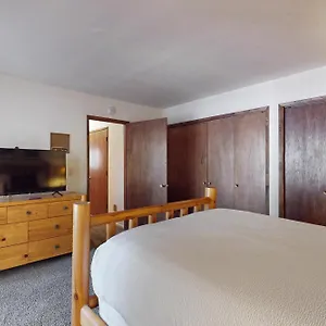  Holiday home High Meadows Retreat United States